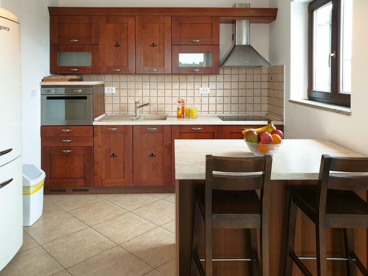 Apartment Oliva Yourcroatiaholiday Premantura Ngoại thất bức ảnh